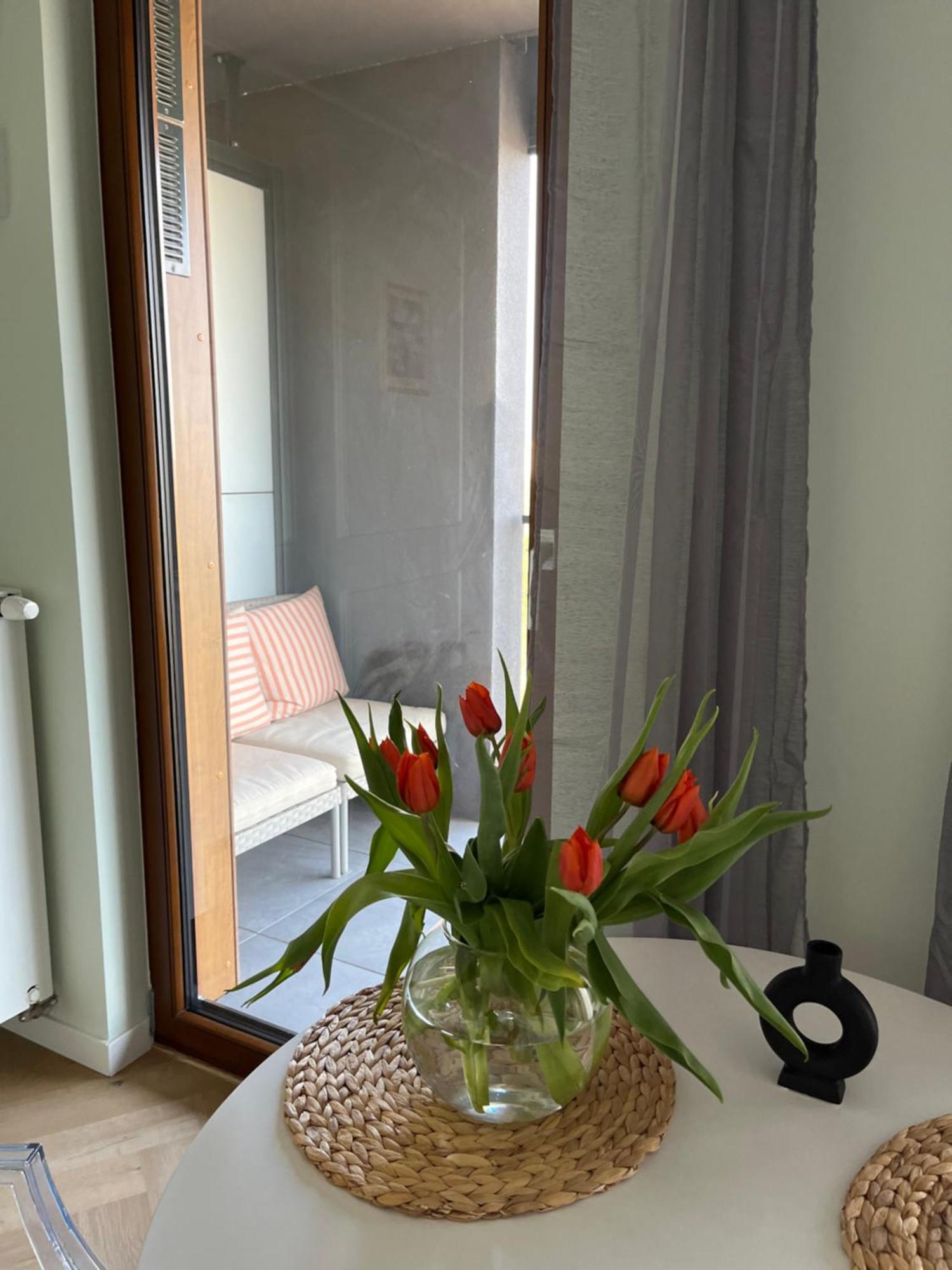 Warsaw Airport Wyscigi - City And Green View Apartment With Underground Garage Bagian luar foto